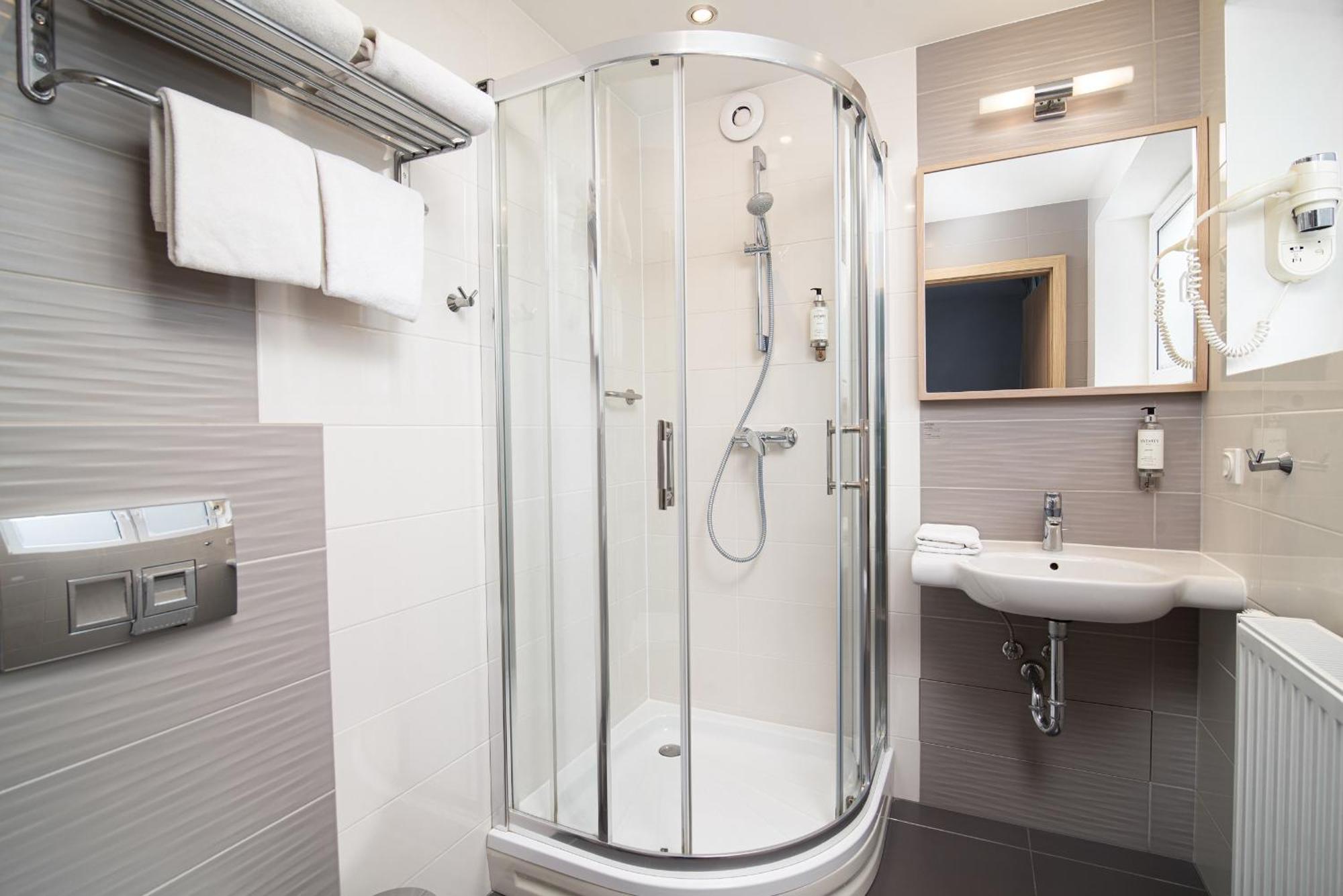 Antares Hotel Gdynia Bagian luar foto