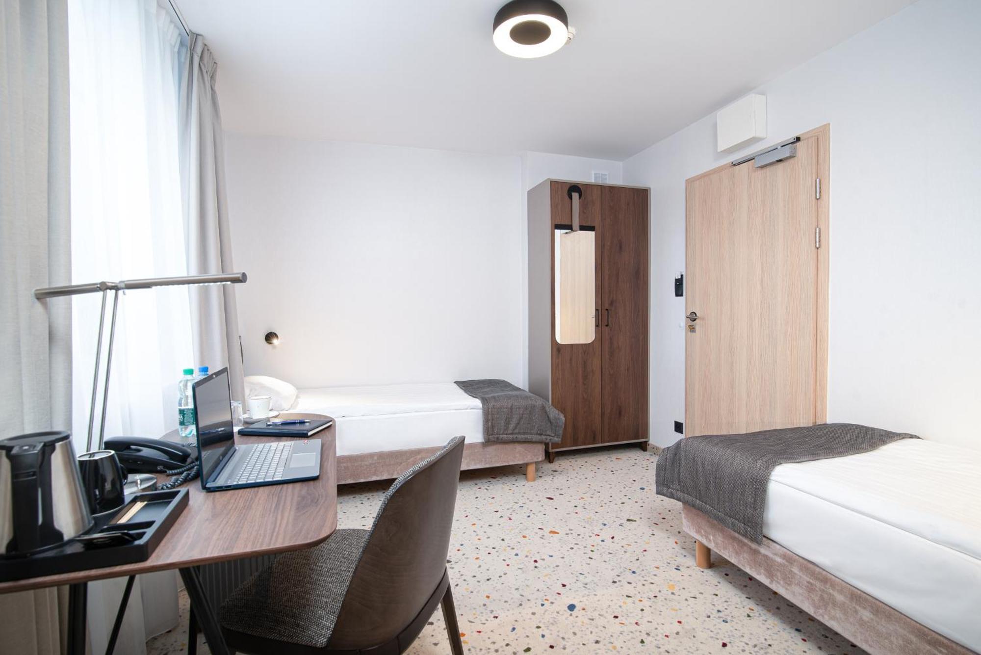 Antares Hotel Gdynia Bagian luar foto