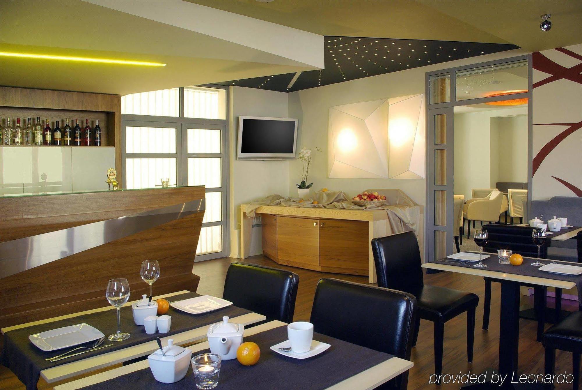 Antares Hotel Gdynia Bagian luar foto