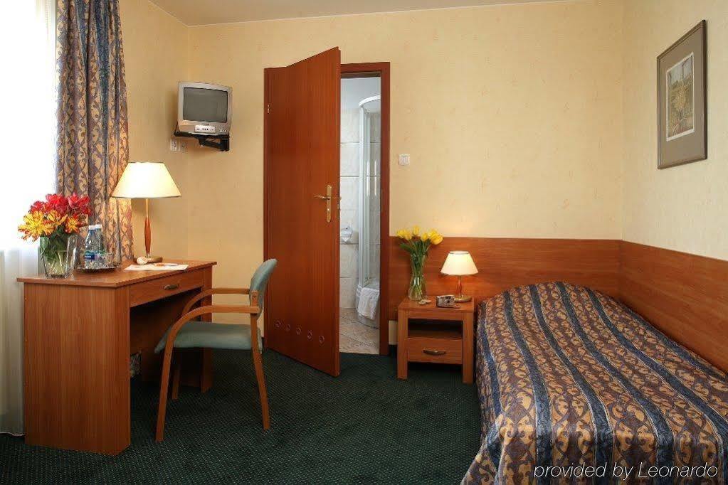 Antares Hotel Gdynia Bagian luar foto